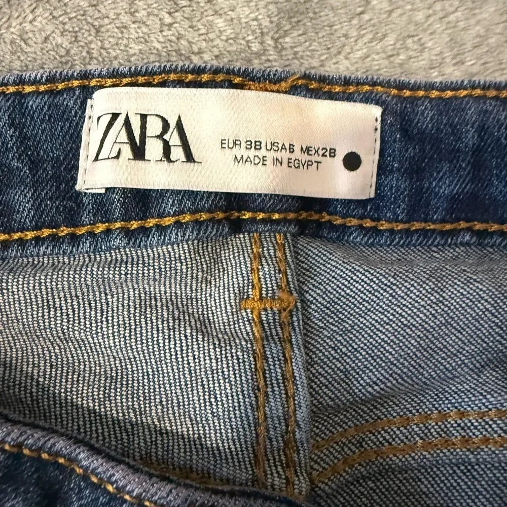 Zara Skinny Distressed Raw Hem Jeans